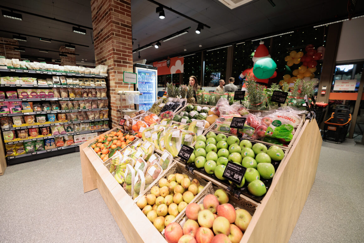 CONAD KOPSHTI BOTANIK